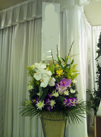 葬儀供花　洋花　名古屋市緑区の葬儀社会館
