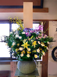 葬儀供花　洋花　秋田県秋田市　普門院　届け