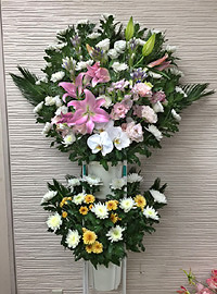 葬儀供花　洋花＋胡蝶蘭　群馬県前橋市　前橋市斎場　届け